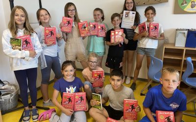 Klasse 4b gewinnt Hessen-Sonderpreis zum Welttag des Buches