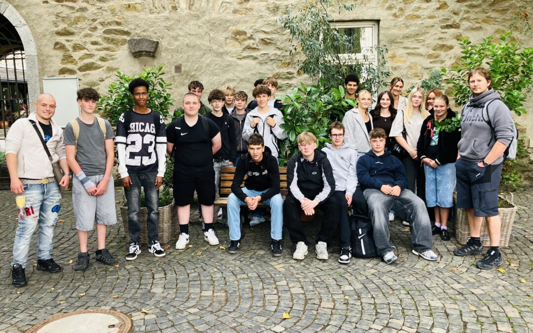 Abschlussklassen besuchen die Gedenkstätte Hadamar